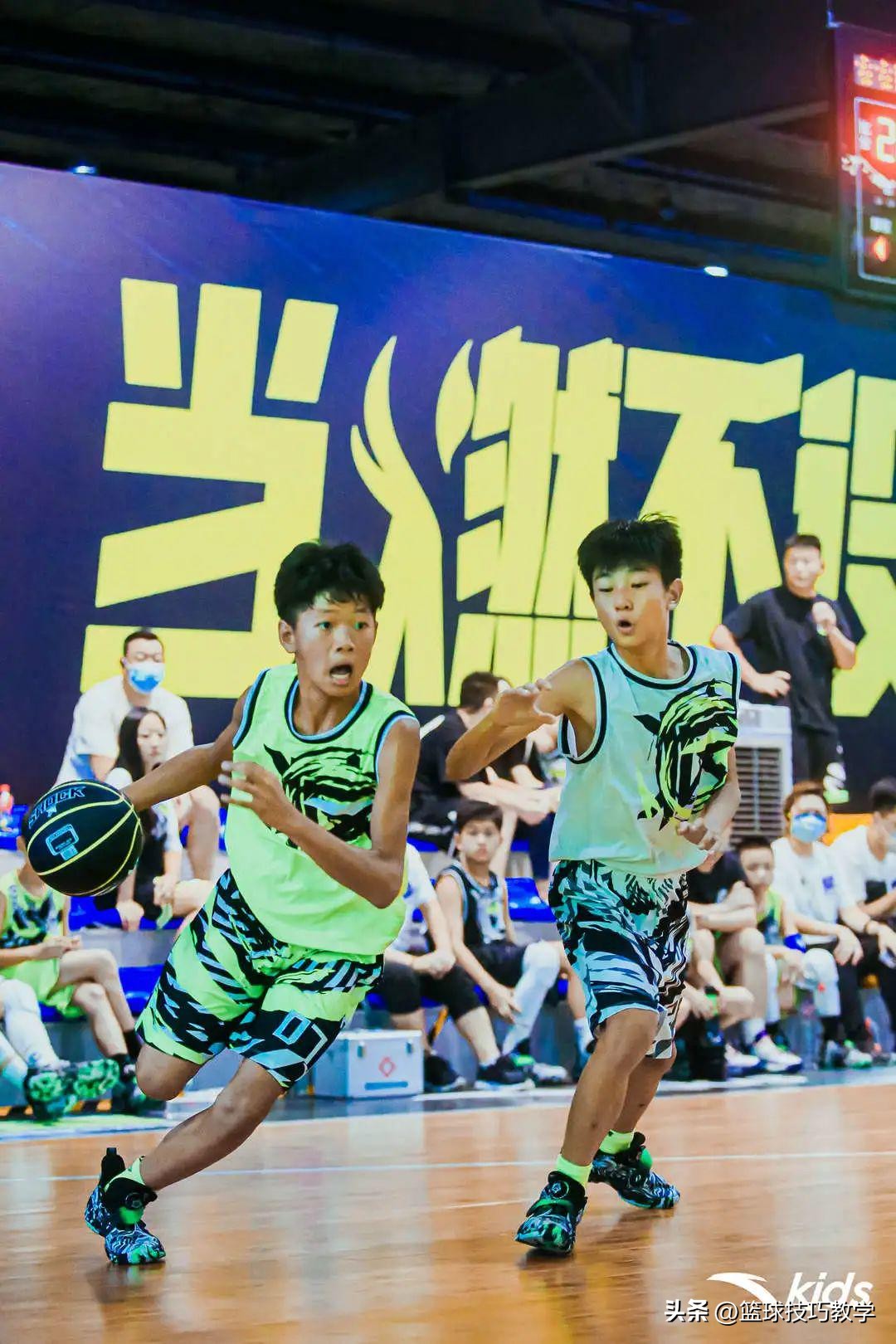 篮球规则是什么意思_篮球规则一年级_篮球规则分类