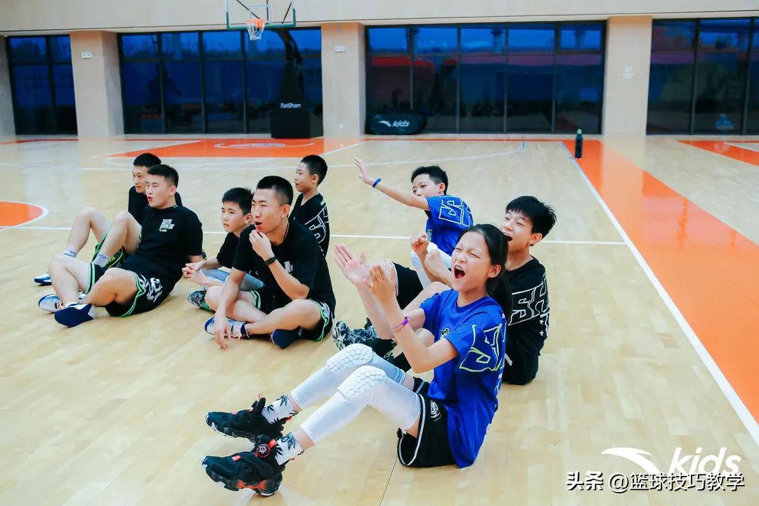 篮球规则分类_篮球规则一年级_篮球规则是什么意思