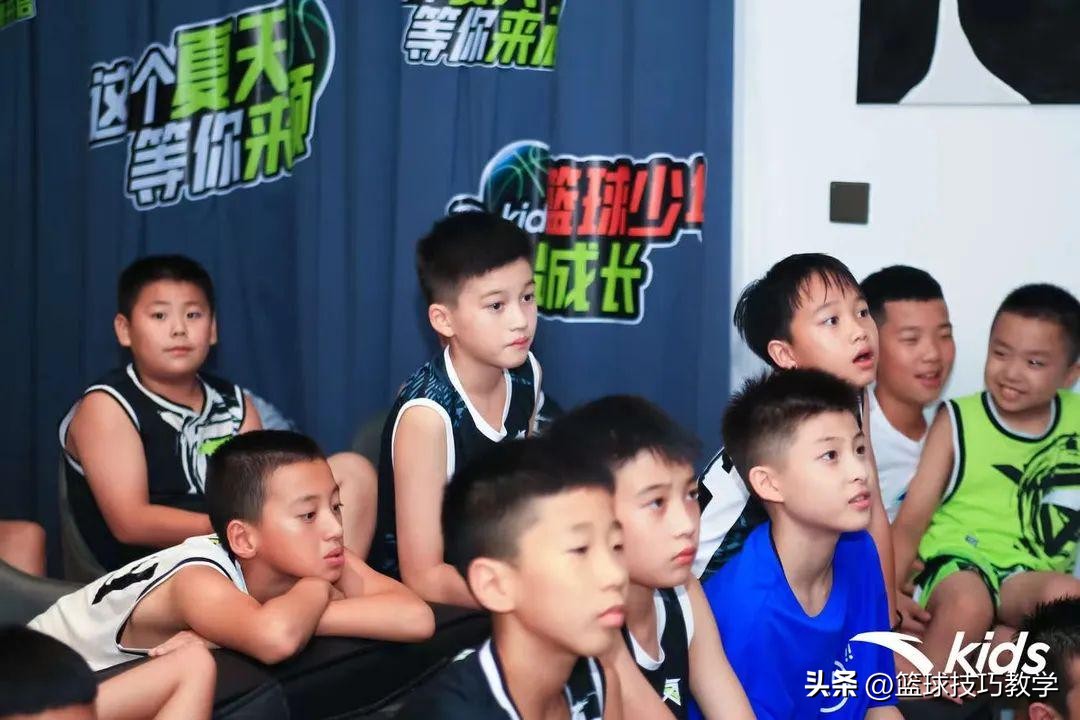 篮球规则分类_篮球规则一年级_篮球规则是什么意思