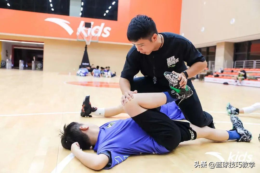 篮球规则分类_篮球规则一年级_篮球规则是什么意思